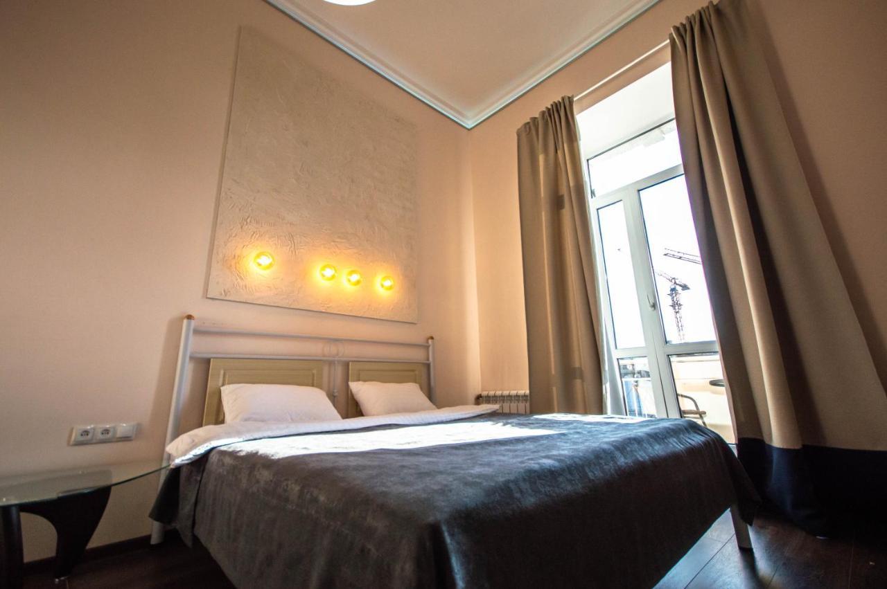 Kyiv Rouge Apartment Bagian luar foto